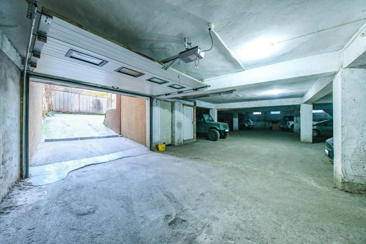 Charming 2 Bedroom Apartment Cluj-Napoca Eksteriør billede