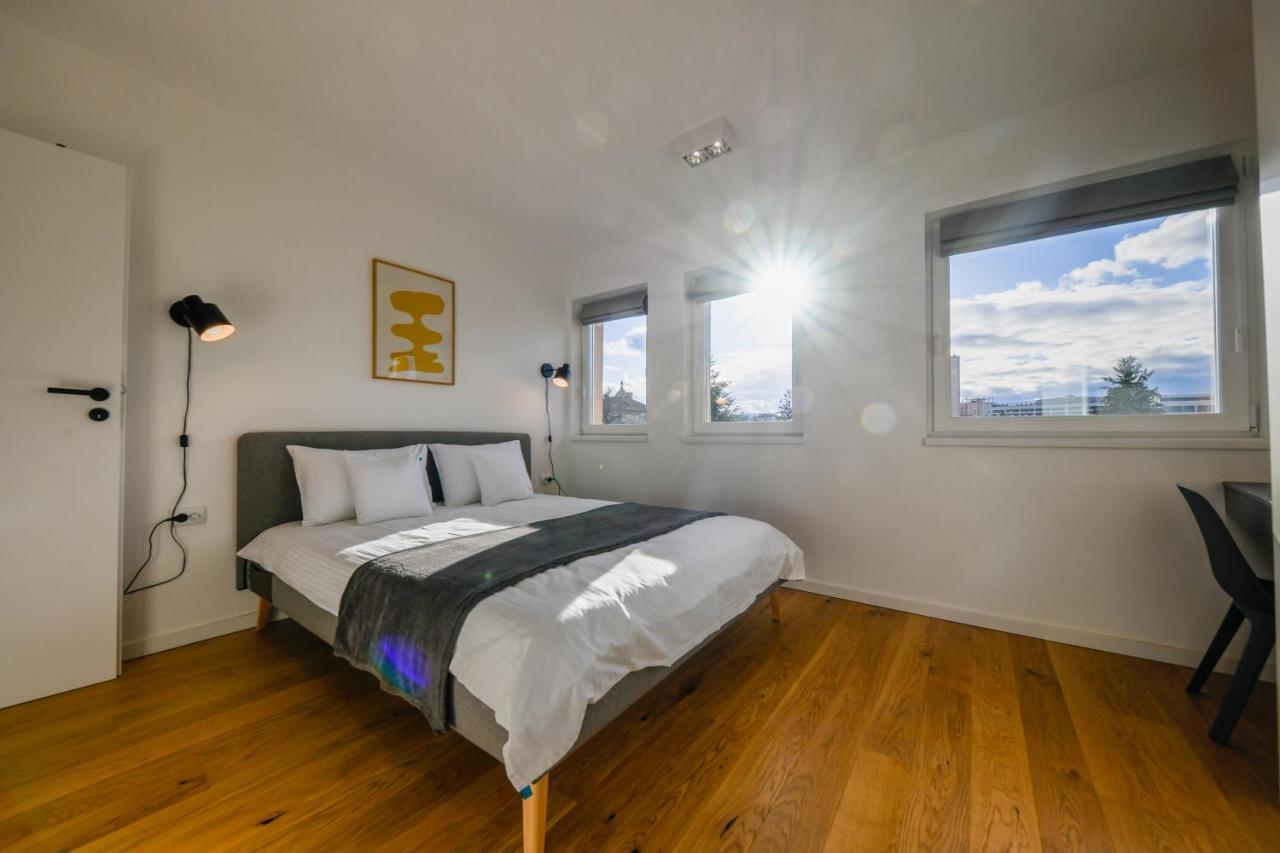 Charming 2 Bedroom Apartment Cluj-Napoca Eksteriør billede