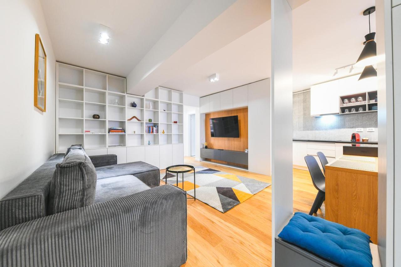 Charming 2 Bedroom Apartment Cluj-Napoca Eksteriør billede